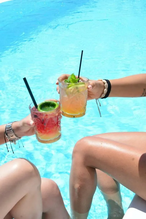 Casa Grande Hotel Platys Gialos