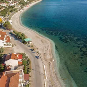 Marinos 3* Poros (Kefalonia)